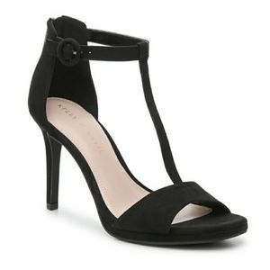 $10 SALE! NWB Black Conradd Platform Sandals